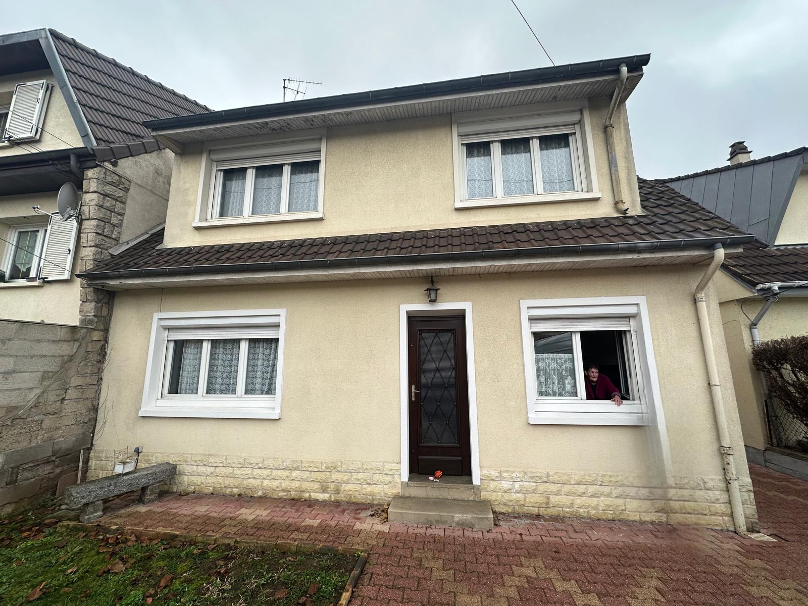 Façade avant isolation